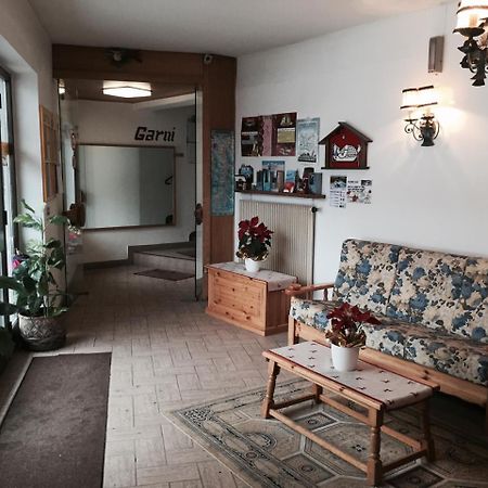 Hotel Garni Hirsch Canazei Exteriér fotografie